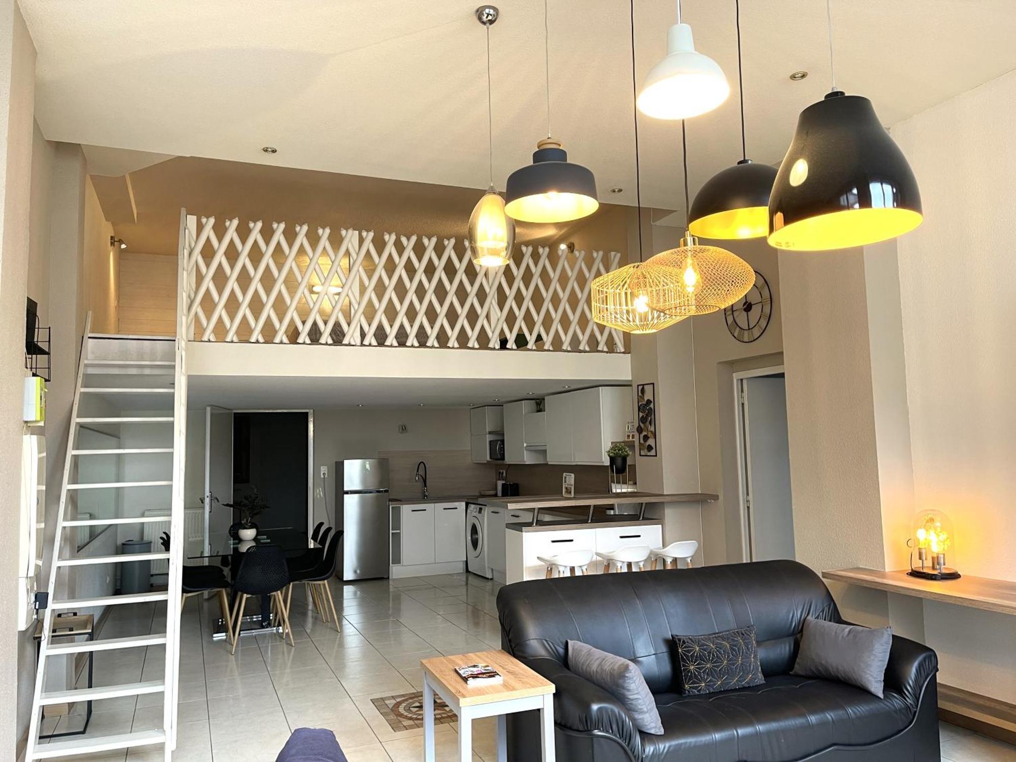 Appartamento Loft Saint Jean Montluçon Esterno foto